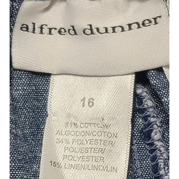 Alfred Dunner Blue Flat Front Pull On Cropped Pants 16 Lightweight Tapered Leg - Picture 4 of 5
